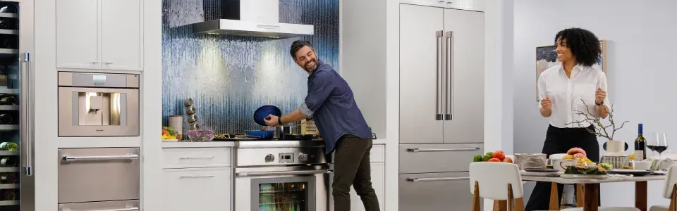 thermador-kitchen-couple